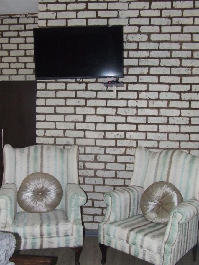 Kruger'S Guest House Уайт Ривър Екстериор снимка